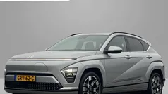 Grijs Gebruikt 2024 Hyundai Kona Premium SUV | € 39.800 (Eerlijke prijs)