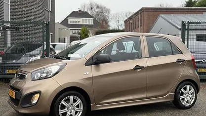 Occasion 2012 Kia Picanto Comfort Hatchback | € 4.950 (Goede deal)