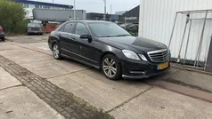 Zwart Gebruikt 2013 Mercedes E300 Sedan | € 4.150 (Eerlijke prijs)