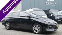 Zwart Gebruikt 2017 Toyota Auris Touring Sports Stationwagen | € 15.950 (Eerlijke prijs)