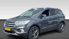 Grijs Gebruikt 2018 Ford Kuga Titanium SUV | € 15.930 (Eerlijke prijs)