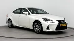 Wit Gebruikt 2019 Lexus IS300h Business Edition Sedan | € 27.999 (Eerlijke prijs)