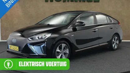 Occasion 2018 Hyundai Ioniq Premium Hatchback | € 12.145 (Super prijs)