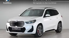 Wit Nieuw 2025 BMW iX1 M Sport SUV | € 53.450 (Goede deal)
