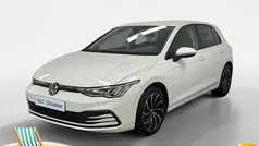 Wit Gebruikt 2023 VW Golf VIII Business Hatchback | € 21.935 (Super prijs)