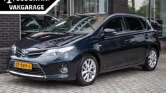 Grijs Gebruikt 2015 Toyota Auris Hybrid Hatchback | € 10.900 (Eerlijke prijs)