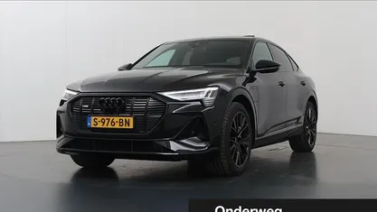 Zwart Gebruikt 2022 Audi e-tron Sportback S-Line SUV | € 39.935 (Eerlijke prijs)