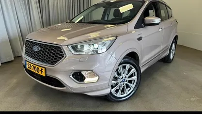 Grijs Gebruikt 2018 Ford Kuga Vignale SUV | € 18.945 (Goede deal)