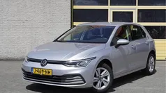 Gebruikt 2020 VW Golf VIII Life Hatchback | € 15.750 (Eerlijke prijs)