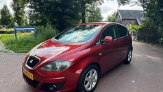 Rood Gebruikt 2009 Seat Altea Style MPV | € 2.249 (Goede deal)