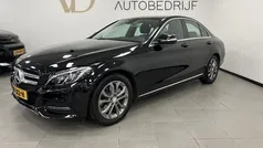 Zwart, metallic lak Gebruikt 2015 Mercedes C180 Edition 1 Sedan | € 18.355 (Goede deal)