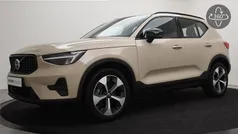 Bruin Gebruikt 2025 Volvo XC40 Plus SUV | € 43.900 (Eerlijke prijs)