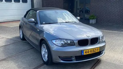 Grijs Occasion 2009 BMW 118 Cabriolet Executive Cabriolet | € 7.625 (Goede deal)