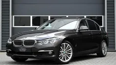 Bruin Gebruikt 2016 BMW 330 Executive Sedan | € 17.950 (Eerlijke prijs)