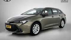 Groen Gebruikt 2024 Toyota Corolla Hybrid Active Stationwagen | € 28.445 (Eerlijke prijs)