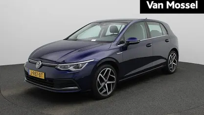 Hatchback Occasion 2020 VW Golf VII Style Hatchback | € 22.945 (Eerlijke prijs)