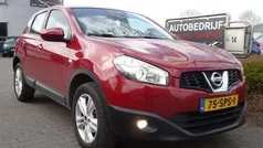 Rood Gebruikt 2012 Nissan Qashqai Acenta SUV | € 7.350 (Goede deal)