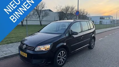 Zwart Occasion 2012 VW Touran MPV | € 7.950 (Goede deal)
