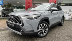 Gebruikt 2025 Toyota Corolla Hybrid Style MPV | € 45.995 (Eerlijke prijs)