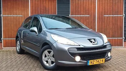 Gebruikt 2009 Peugeot 207 Hatchback | € 1.950 (Eerlijke prijs)