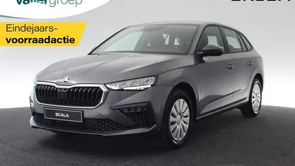 Grijs Nieuw 2025 Skoda Scala Essence Hatchback | € 24.990 (Goede deal)