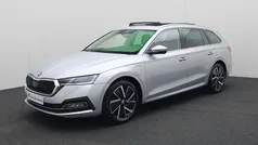 Grijs Gebruikt 2021 Skoda Octavia Business Line Stationwagen | € 24.880 (Eerlijke prijs)