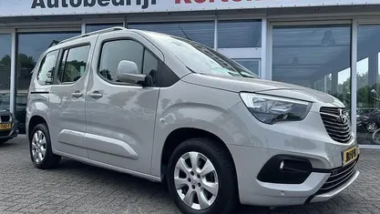 Occasion 2020 Opel Combo Edition MPV | € 15.999 (Eerlijke prijs)