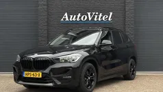 Zwart Gebruikt 2021 BMW X1 Sport Line SUV | € 25.945 (Goede deal)