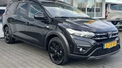Zwart Gebruikt 2022 Dacia Jogger Extreme MPV | € 19.750 (Eerlijke prijs)