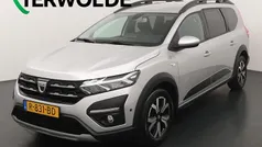Grijs Gebruikt 2022 Dacia Jogger Comfort MPV | € 19.295 (Eerlijke prijs)