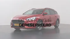 Rood Gebruikt 2021 Ford Focus Business Edition Stationwagen | € 19.330 (Eerlijke prijs)