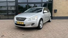 Gebruikt 2007 Kia Ceed Hatchback | € 1.950 (Eerlijke prijs)