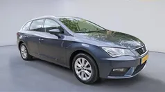 Grijs Gebruikt 2020 Seat Leon Style Hatchback | € 16.950 (Eerlijke prijs)