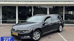 Zwart Gebruikt 2018 VW Passat Comfortline Stationwagen | € 13.445 (Eerlijke prijs)