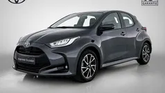 Grijs Gebruikt 2021 Toyota Yaris Hybrid Edition Hatchback | € 19.945 (Eerlijke prijs)