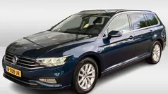 Blauw Gebruikt 2019 VW Passat Comfortline Stationwagen | € 22.950 (Goede deal)