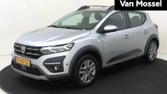 Grijs Gebruikt 2021 Dacia Sandero Comfort Hatchback | € 15.435 (Eerlijke prijs)