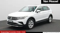 Wit Gebruikt 2023 VW Tiguan Elegance SUV | € 36.400 (Eerlijke prijs)