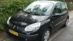 Gebruikt 2005 Renault Scénic II Expression MPV | € 750 (Eerlijke prijs)