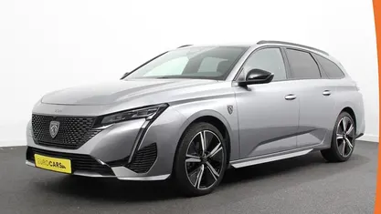 Grijs Gebruikt 2024 Peugeot 308 GT Stationwagen | € 25.890 (Goede deal)