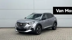 Grijs Gebruikt 2022 Peugeot 2008 Allure SUV | € 21.940 (Eerlijke prijs)
