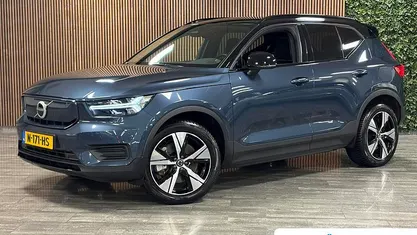 Blauw Gebruikt 2021 Volvo XC40 Plus SUV | € 32.495 (Eerlijke prijs)