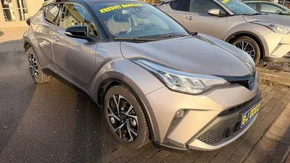 Occasion 2020 Toyota C-HR Business Edition SUV | € 19.900 (Super prijs)