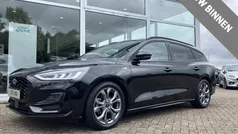 Zwart Gebruikt 2023 Ford Focus ST-Line Stationwagen | € 25.990 (Eerlijke prijs)