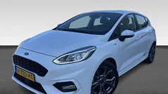 Wit Gebruikt 2020 Ford Fiesta ST-Line Hatchback | € 13.430 (Eerlijke prijs)