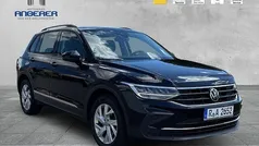 Gebruikt 2020 VW Tiguan Life SUV | € 34.229 (Eerlijke prijs)
