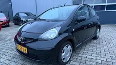 Zwart Gebruikt 2008 Toyota Aygo Hatchback | € 1.195 (Eerlijke prijs)