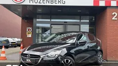 Grijs Gebruikt 2017 Mazda 2 Hatchback | € 12.945 (Eerlijke prijs)