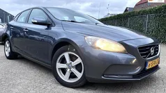 Gebruikt 2013 Volvo V40 Kinetic Stationwagen | € 4.999 (Eerlijke prijs)