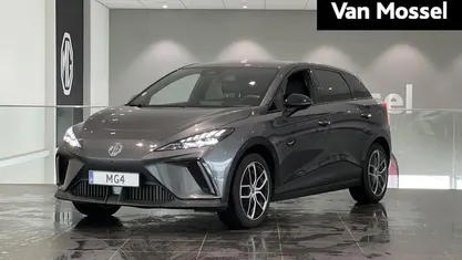 Occasion MG MG4 EV Luxury 150 kW (204 PK) 2023 Grijs Hatchback